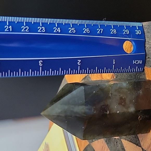 Labradorite Tower - Picture 3 of 8